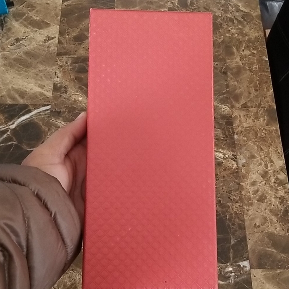 Bow tie and pocket square - Picture 5 of 5